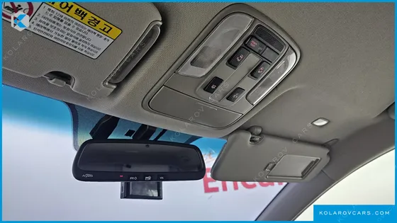 KIA CARNIVAL 9-SEATER PRESTIGE