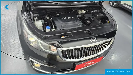 KIA CARNIVAL 9-SEATER NOBLESSE