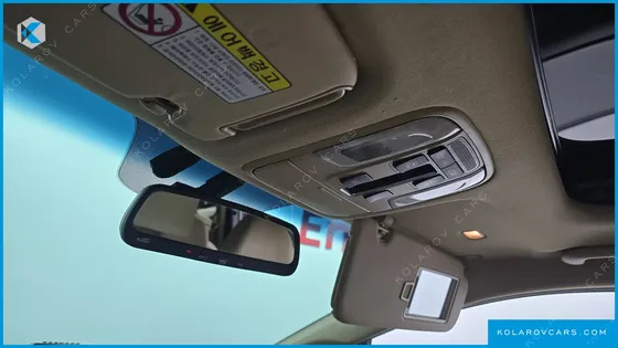 KIA CARNIVAL 9-SEATER NOBLESSE