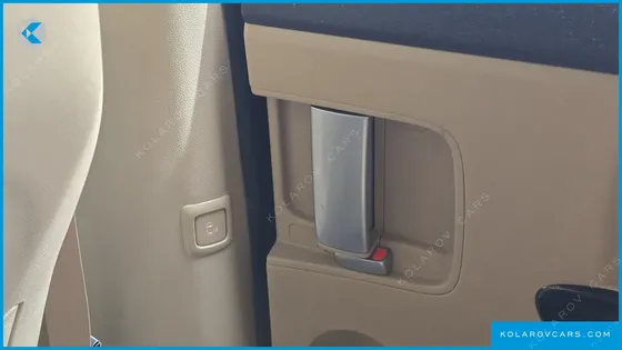 KIA CARNIVAL 9-SEATER NOBLESSE