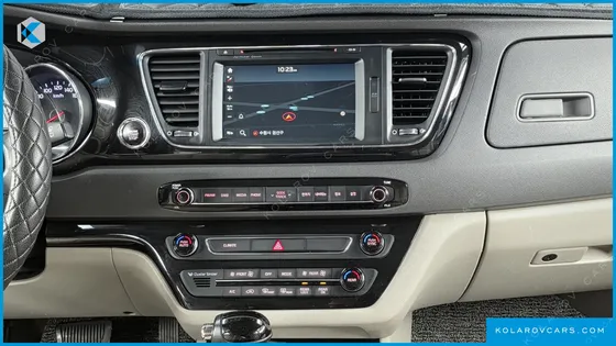 KIA CARNIVAL 9-SEATER NOBLESSE