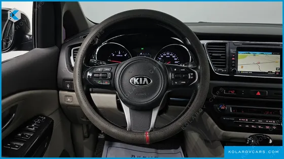 KIA CARNIVAL 9-SEATER PRESTIGE