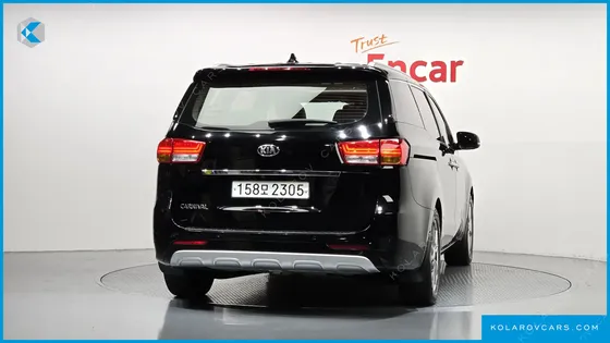 KIA CARNIVAL 9-SEATER NOBLESSE SPECIAL
