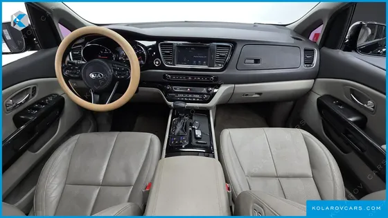 KIA CARNIVAL 9-SEATER NOBLESSE SPECIAL