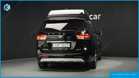 KIA CARNIVAL 9-SEATER HI-LIMOUSINE