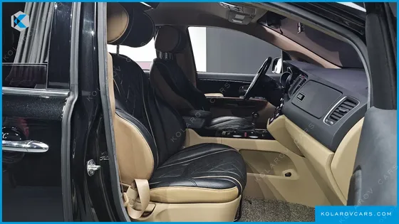 KIA CARNIVAL 9-SEATER HI-LIMOUSINE