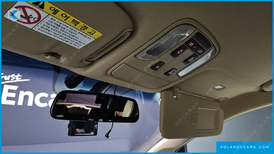 KIA CARNIVAL 9-SEATER HI-LIMOUSINE