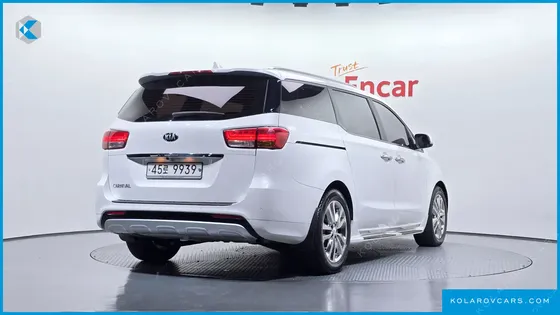 KIA CARNIVAL 9-SEATER PRESTIGE