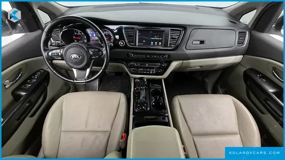 KIA CARNIVAL 9-SEATER PRESTIGE