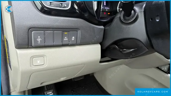 KIA CARNIVAL 9-SEATER PRESTIGE