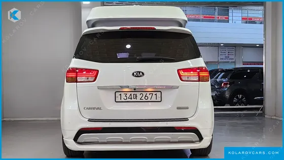 KIA CARNIVAL 9-SEATER HI-LIMOUSINE