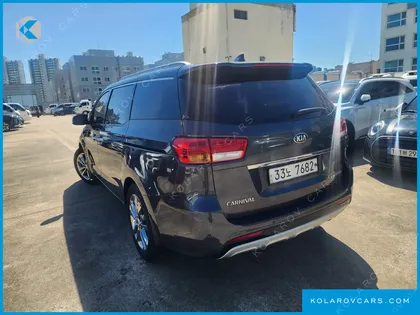 KIA CARNIVAL 7-SEATER LIMOUSINE