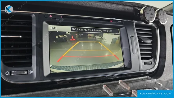 KIA CARNIVAL 9-SEATER PRESTIGE