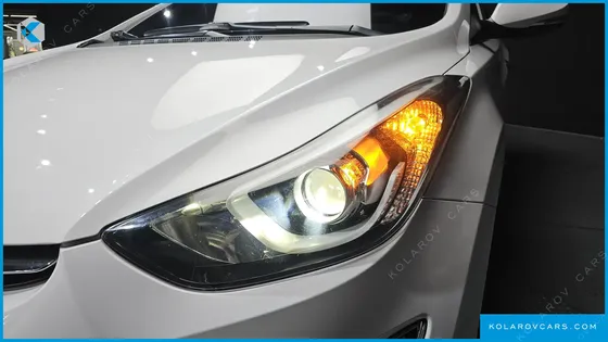 HYUNDAI ELANTRA (AVANTE) 1.6 GDI SMART