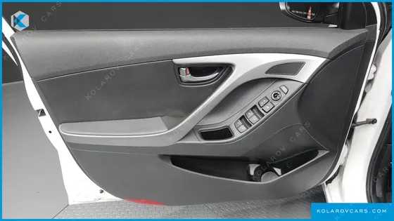 HYUNDAI ELANTRA (AVANTE) 1.6 GDI SMART