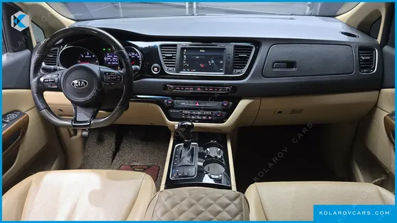 KIA CARNIVAL 9-SEATER HI-LIMOUSINE