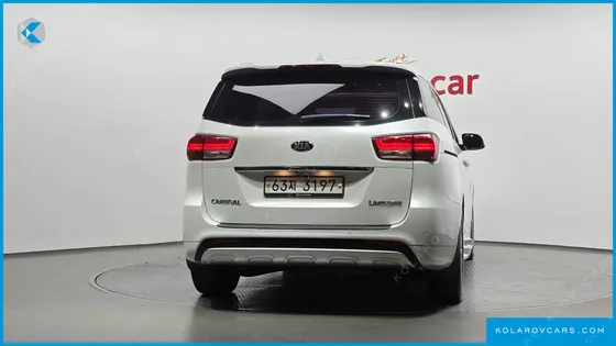 KIA CARNIVAL 7-SEATER LIMOUSINE