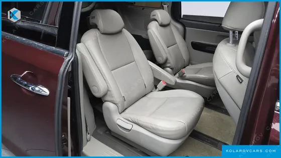 KIA CARNIVAL 9-SEATER PRESTIGE