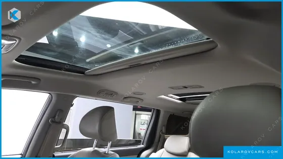 KIA CARNIVAL 9-SEATER PRESTIGE