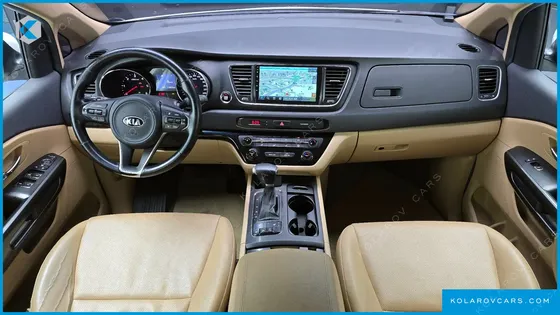 KIA CARNIVAL 9-SEATER LUXURY