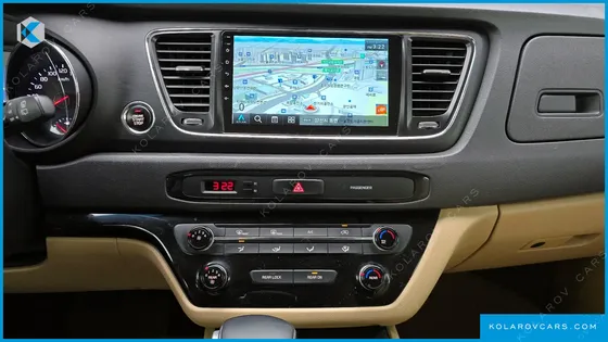 KIA CARNIVAL 9-SEATER LUXURY