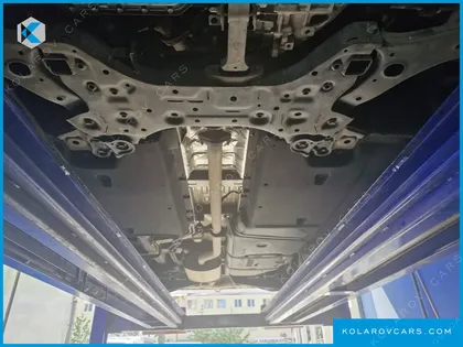 KIA CARNIVAL 9-SEATER LUXURY