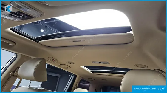 KIA CARNIVAL 9-SEATER PRESTIGE