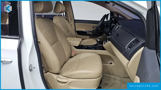 KIA CARNIVAL 9-SEATER PRESTIGE