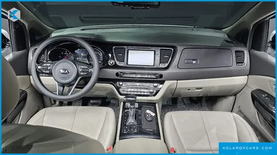 KIA CARNIVAL 9-SEATER NOBLESSE SPECIAL