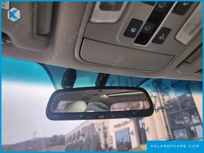 KIA CARNIVAL 9-SEATER NOBLESSE