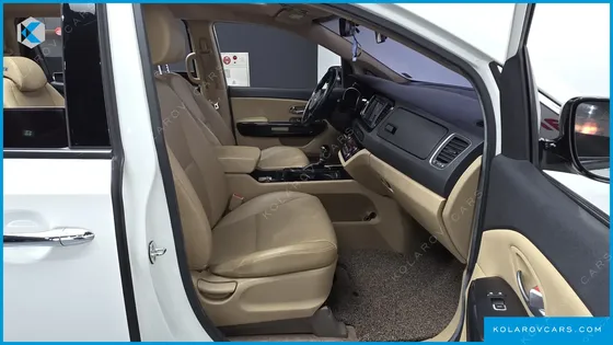 KIA CARNIVAL 9-SEATER PRESTIGE