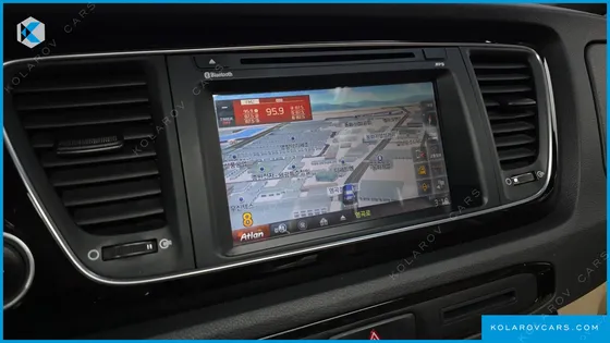 KIA CARNIVAL 9-SEATER PRESTIGE