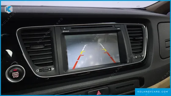 KIA CARNIVAL 9-SEATER PRESTIGE