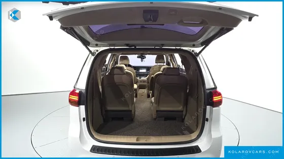 KIA CARNIVAL 9-SEATER PRESTIGE