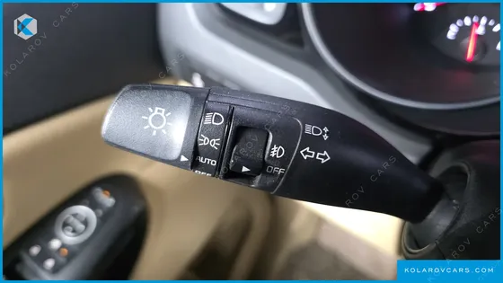 KIA CARNIVAL 9-SEATER PRESTIGE