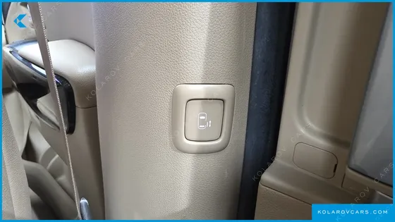 KIA CARNIVAL 9-SEATER PRESTIGE