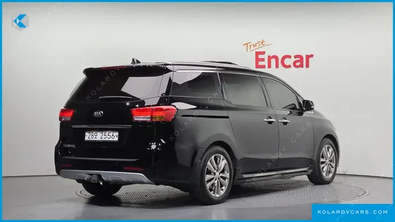 KIA CARNIVAL 9-SEATER PRESTIGE