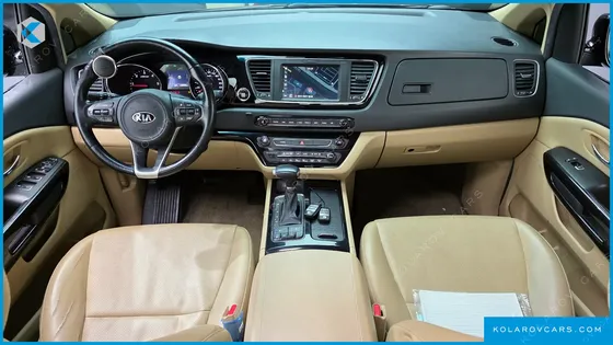 KIA CARNIVAL 9-SEATER PRESTIGE