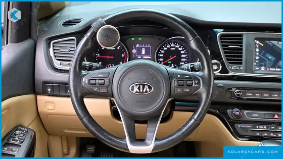 KIA CARNIVAL 9-SEATER PRESTIGE