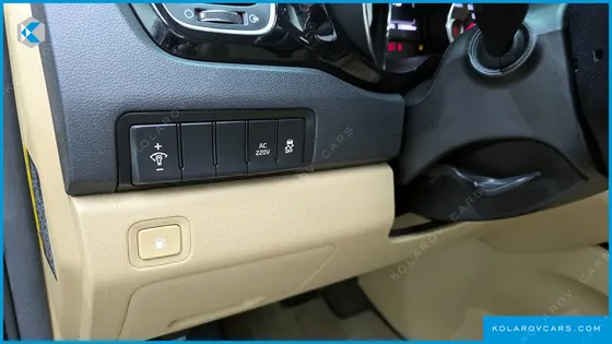 KIA CARNIVAL 9-SEATER PRESTIGE
