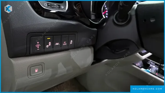 KIA CARNIVAL 7-SEATER LIMOUSINE