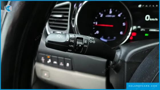 KIA CARNIVAL 7-SEATER LIMOUSINE