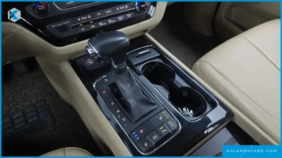 KIA CARNIVAL 7-SEATER LIMOUSINE