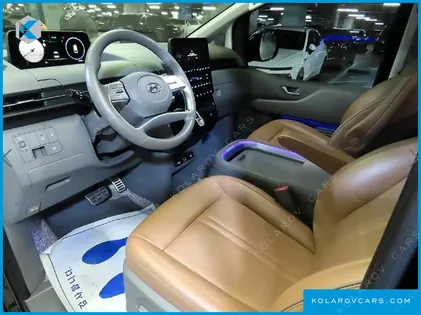 HYUNDAI STARIA L3.5 LOUNGE 9-SEATER