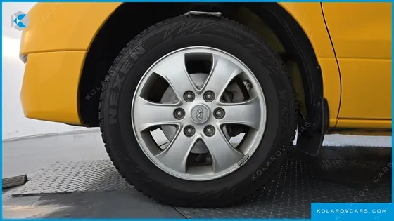 HYUNDAI STAREX 4WD GUARD CAR OF CHIDREN