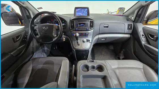 HYUNDAI STAREX 4WD GUARD CAR OF CHIDREN