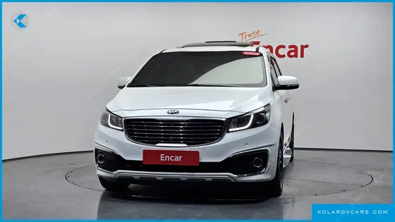 KIA CARNIVAL 9-SEATER NOBLESSE