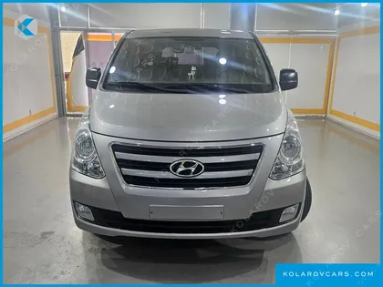 HYUNDAI STAREX 4WD 12-SEATER WAGON