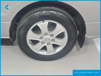 HYUNDAI STAREX 4WD 12-SEATER WAGON