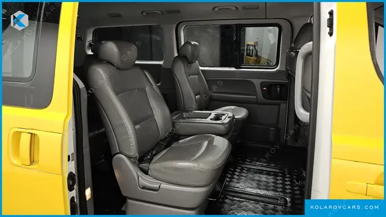 HYUNDAI STAREX GUARD CAR OF CHILDREN